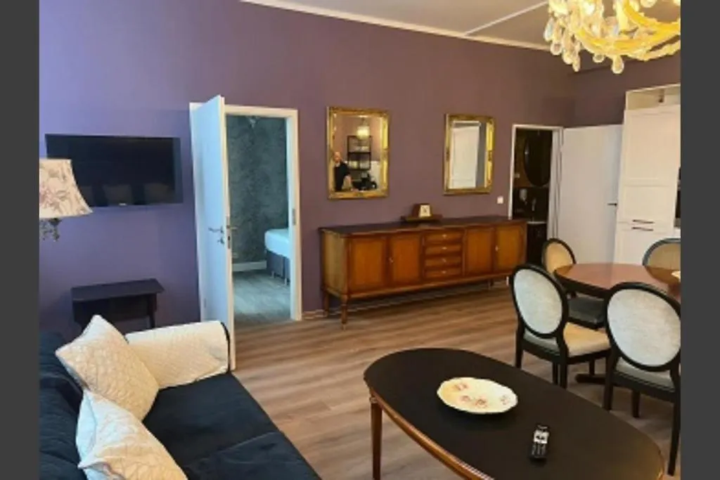 דירה המבורג Ferienwohnung Alte Schule 22 Am Saseler Markt 2 Schlafzimmer & Baeder Hochwertig