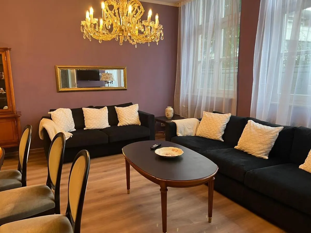 המבורג Ferienwohnung Alte Schule 22 Am Saseler Markt 2 Schlafzimmer & Baeder Hochwertig