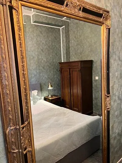 Ferienwohnung Alte Schule 22 Am Saseler Markt 2 Schlafzimmer & Baeder Hochwertig Hamburg Apartment